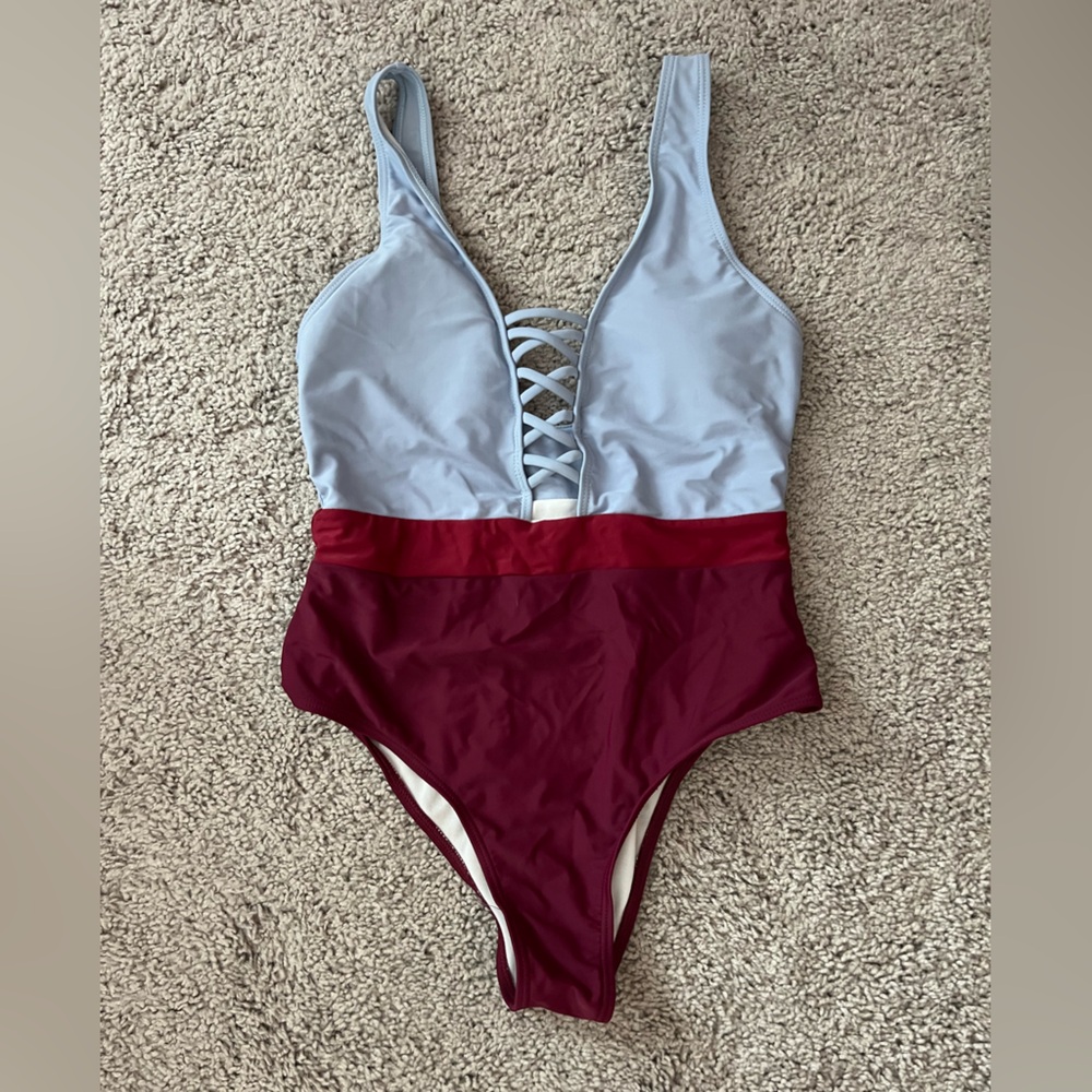 NWOT SHEIN Colorblock One Piece Swimsuit Small